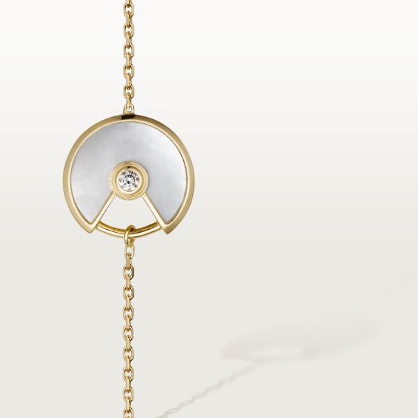 Pulsera Amulette de Cartier XS Oro amarillo, diamante, nácar blanco