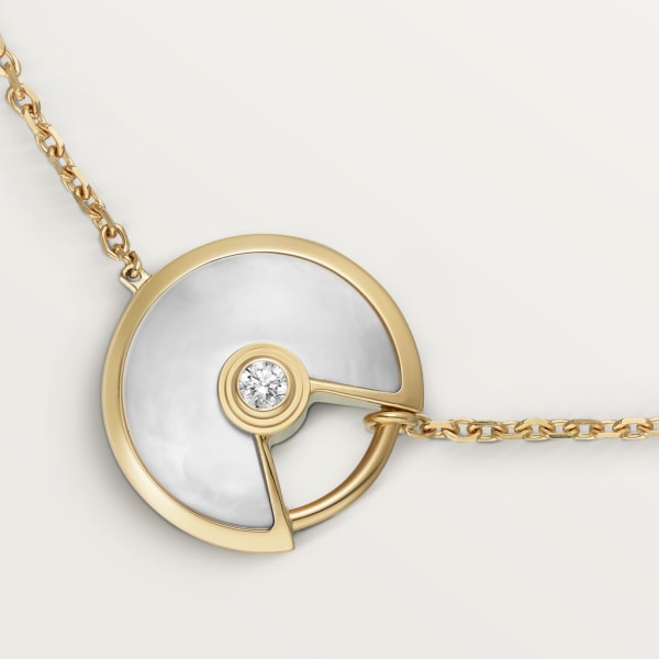 Amulette de Cartier Armband XS Gelbgold, Diamant, weißes Perlmutt