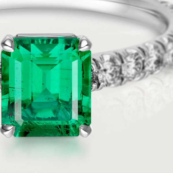 1895 Solitaire Platin, Smaragd, Diamanten