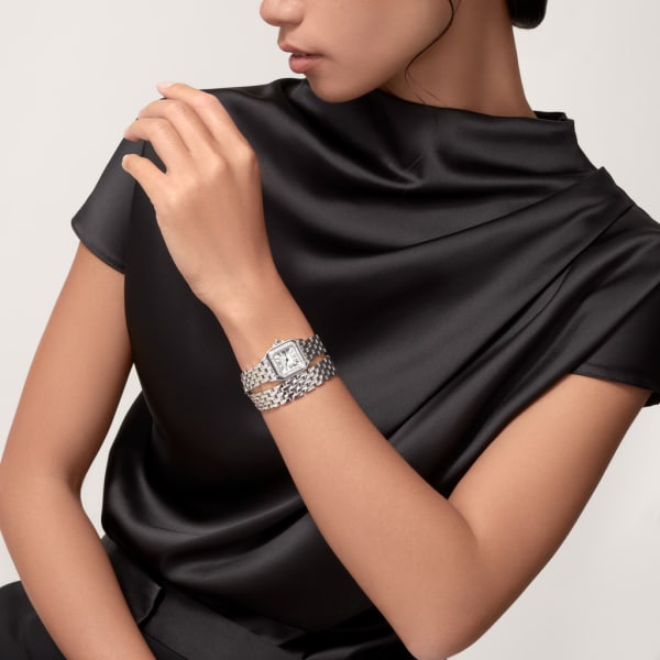 Reloj Panthère de Cartier Tamaño pequeño, movimiento de cuarzo, oro blanco, diamantes