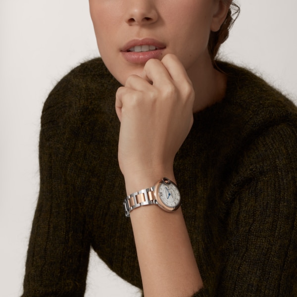 Reloj Ballon Bleu de Cartier 33 mm, movimiento mecánico de carga automática, oro rosa, acero, diamantes