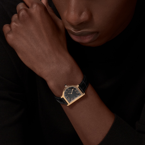 Reloj Cloche de Cartier Tamaño grande, movimiento manual, oro rosa, piel