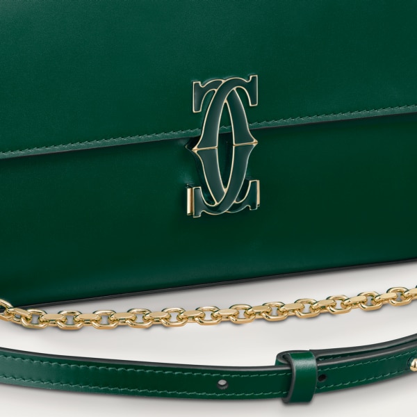 Bolso de cadena tamaño pequeño, C de Cartier Piel de becerro color verde oscuro, acabado dorado y esmalte verde oscuro