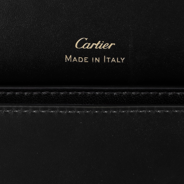 C de Cartier Multi-Kartenetui mit Umschlag Lammleder in Schwarz, Gold-Finish und Emaille in Schwarz