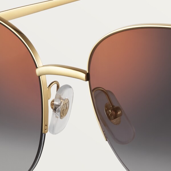 Gafas de sol Panthère de Cartier Metal acabado dorado liso, lentes gris degradado con flash dorado