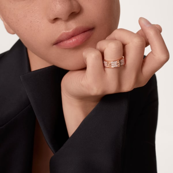CRB4087600 - LOVE ring, diamond-paved - Rose gold, diamonds - Cartier
