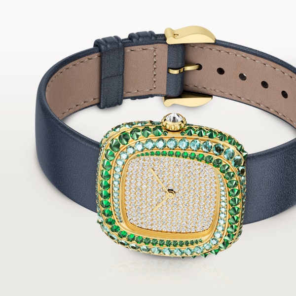 Reloj Coussin de Cartier Tamaño mediano, movimiento de cuarzo, oro amarillo, diamantes, turmalinas, tsavoritas, piel