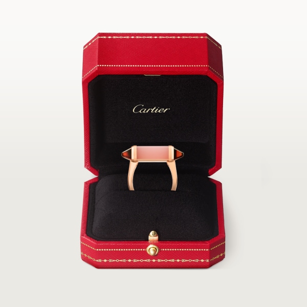 Anillo Les Berlingots de Cartier Oro rosa, calcedonia rosa, granate