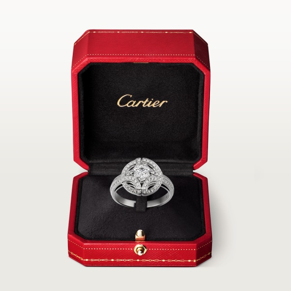 Bague Galanterie de Cartier Or gris, diamants