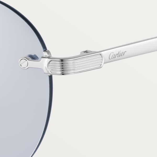 Gafas de sol Signature C de Cartier Titanio acabado platino liso, lentes fotocromáticas azules